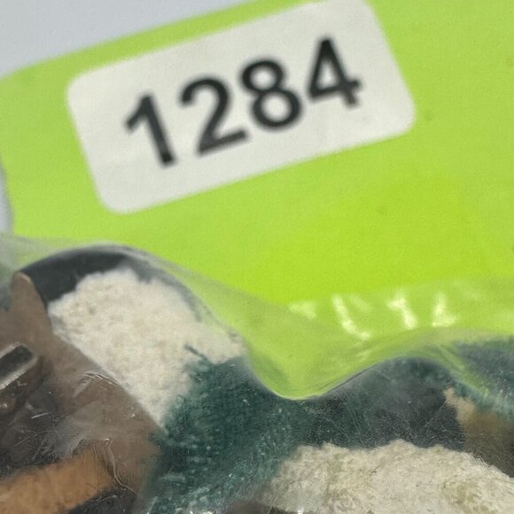 Vintage Christmas Brooch Lot Snowman Gingerbread Wreath Signed JJ Gerrys Radko - Picture 10 of 11